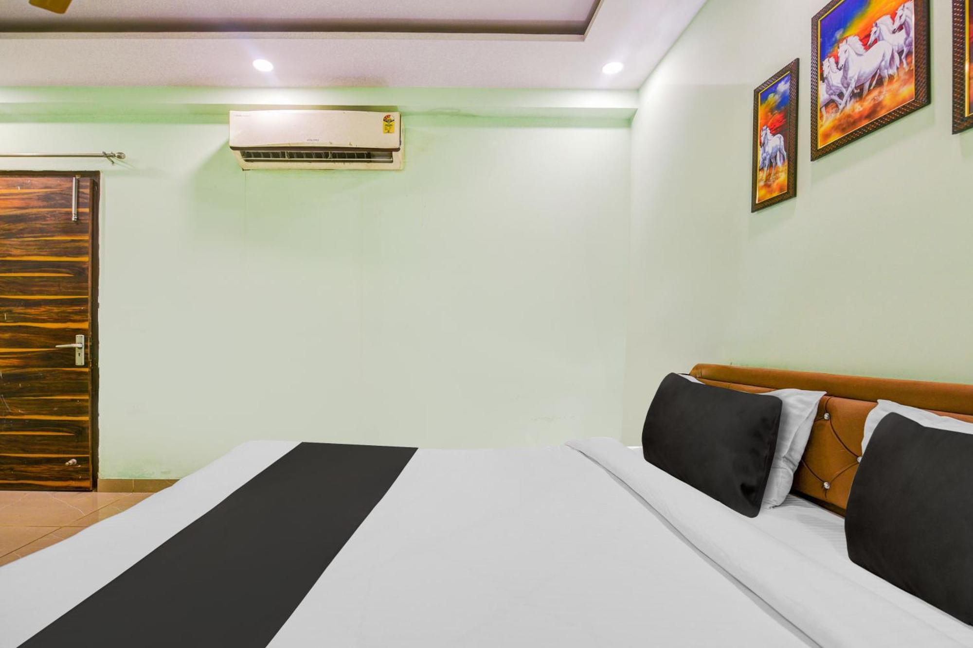 Hotel O Ridge Way Stays Faridabad Bagian luar foto