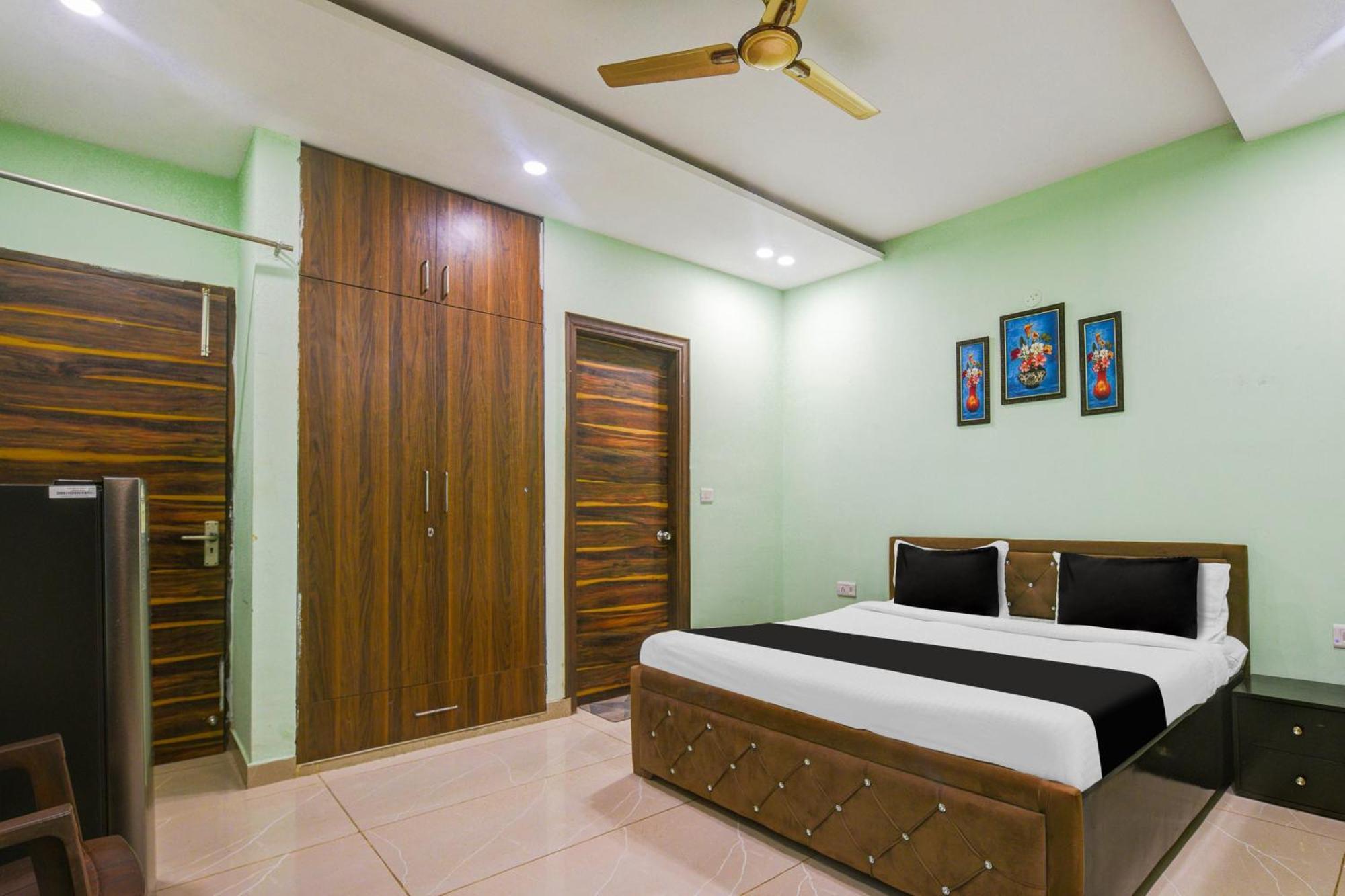 Hotel O Ridge Way Stays Faridabad Bagian luar foto