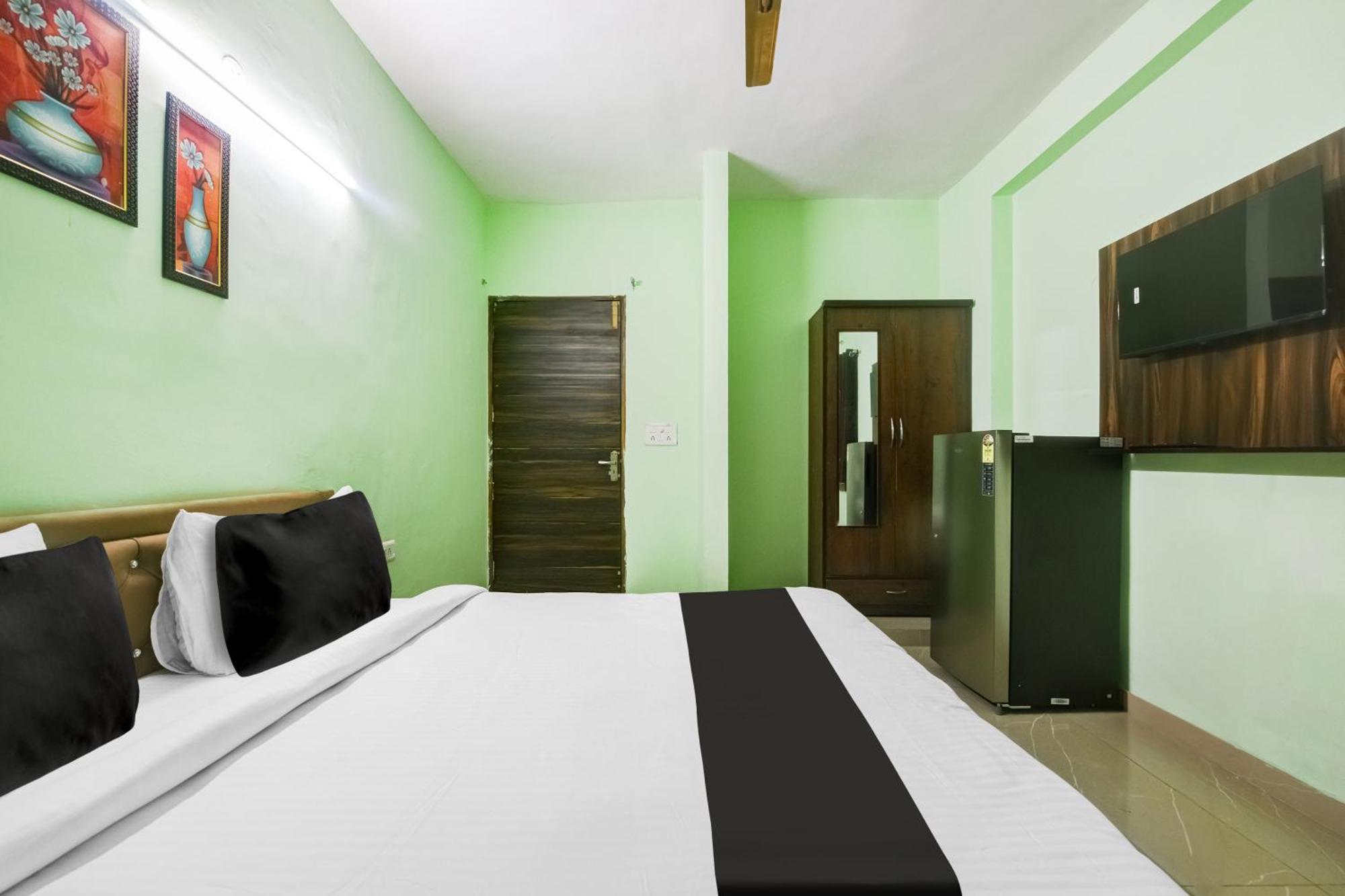 Hotel O Ridge Way Stays Faridabad Bagian luar foto
